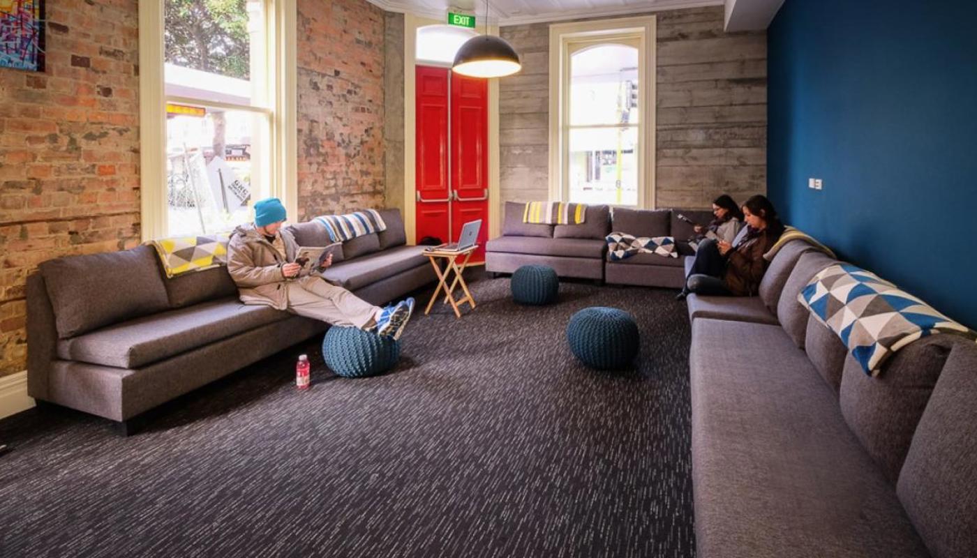 Social Lounge