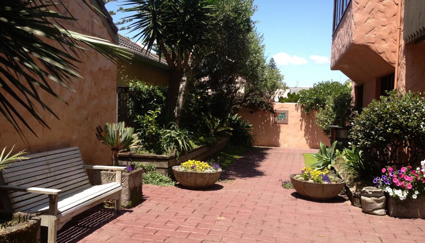 Own entryway through courtyard.