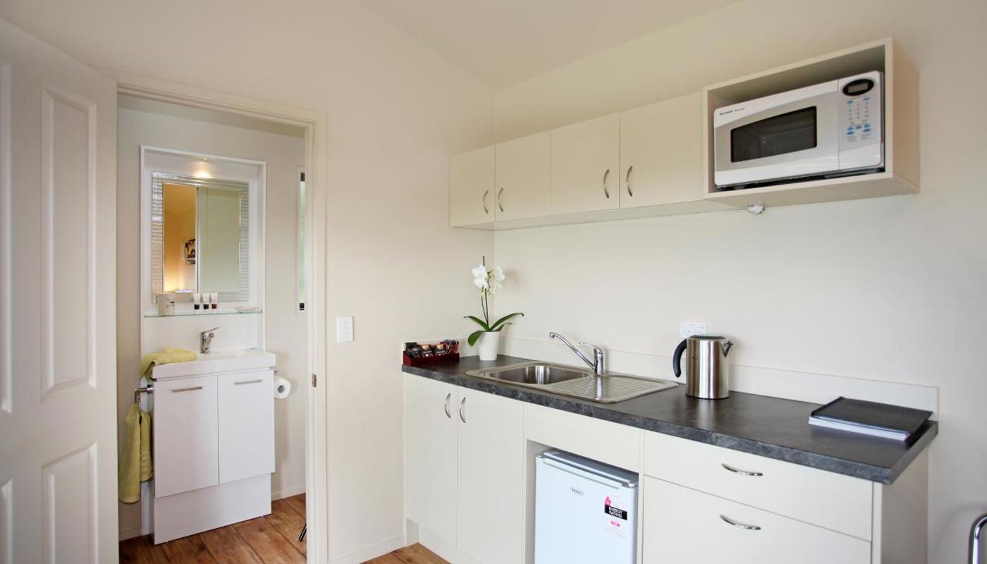 Auckland Country Cottages Image 4