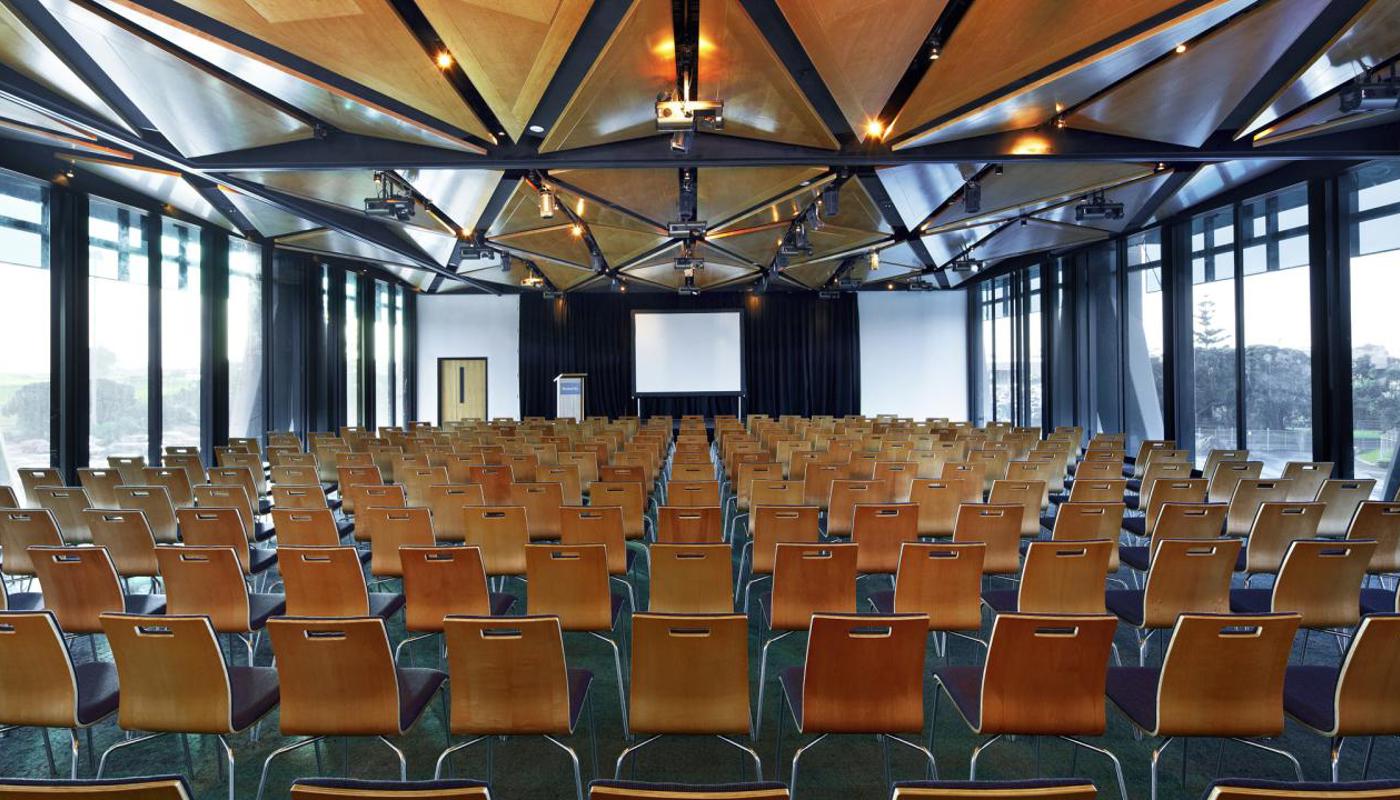 Conference Facilities with capacity up to 315 delegates.