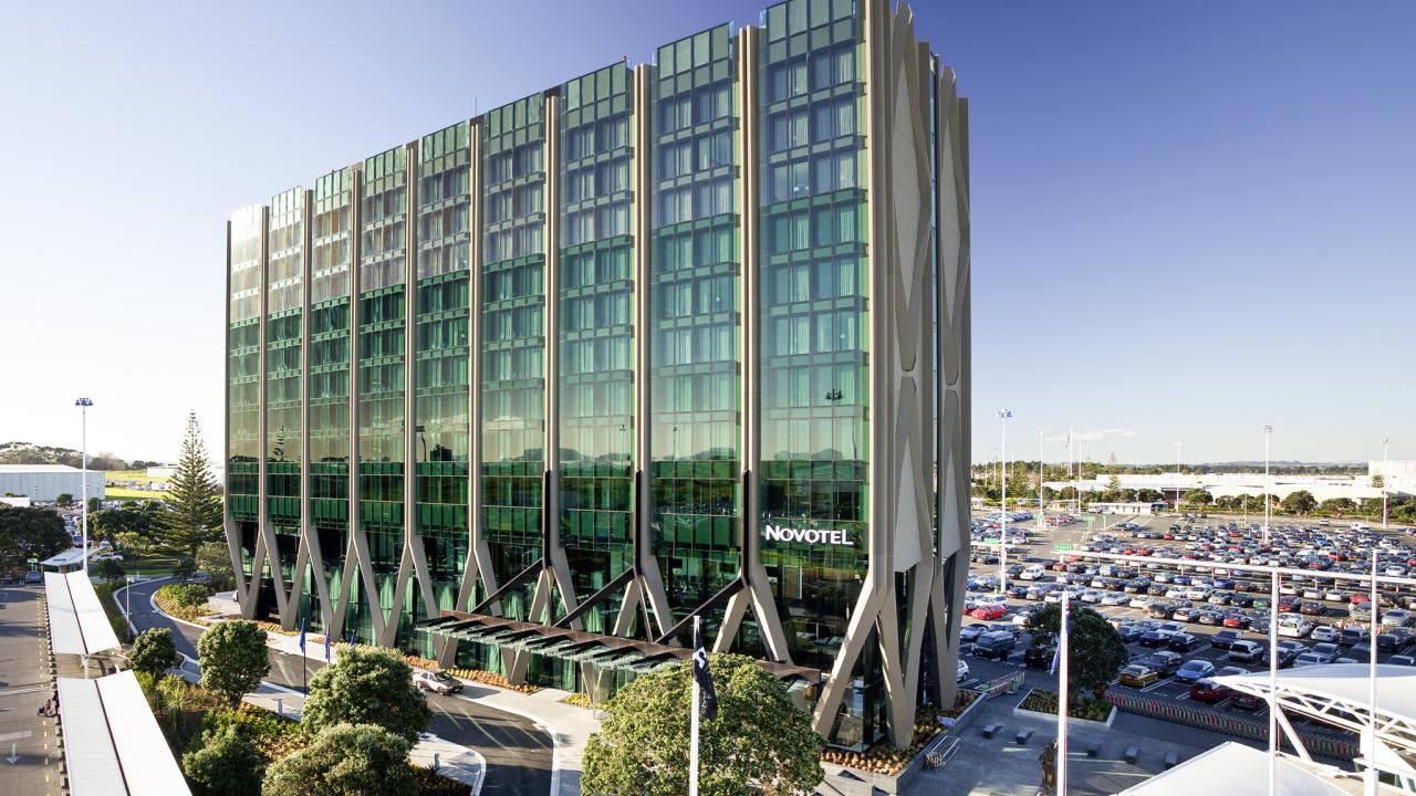 hotels near auckland cruise port