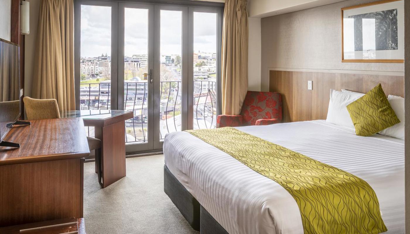 Superior Harbourview Room