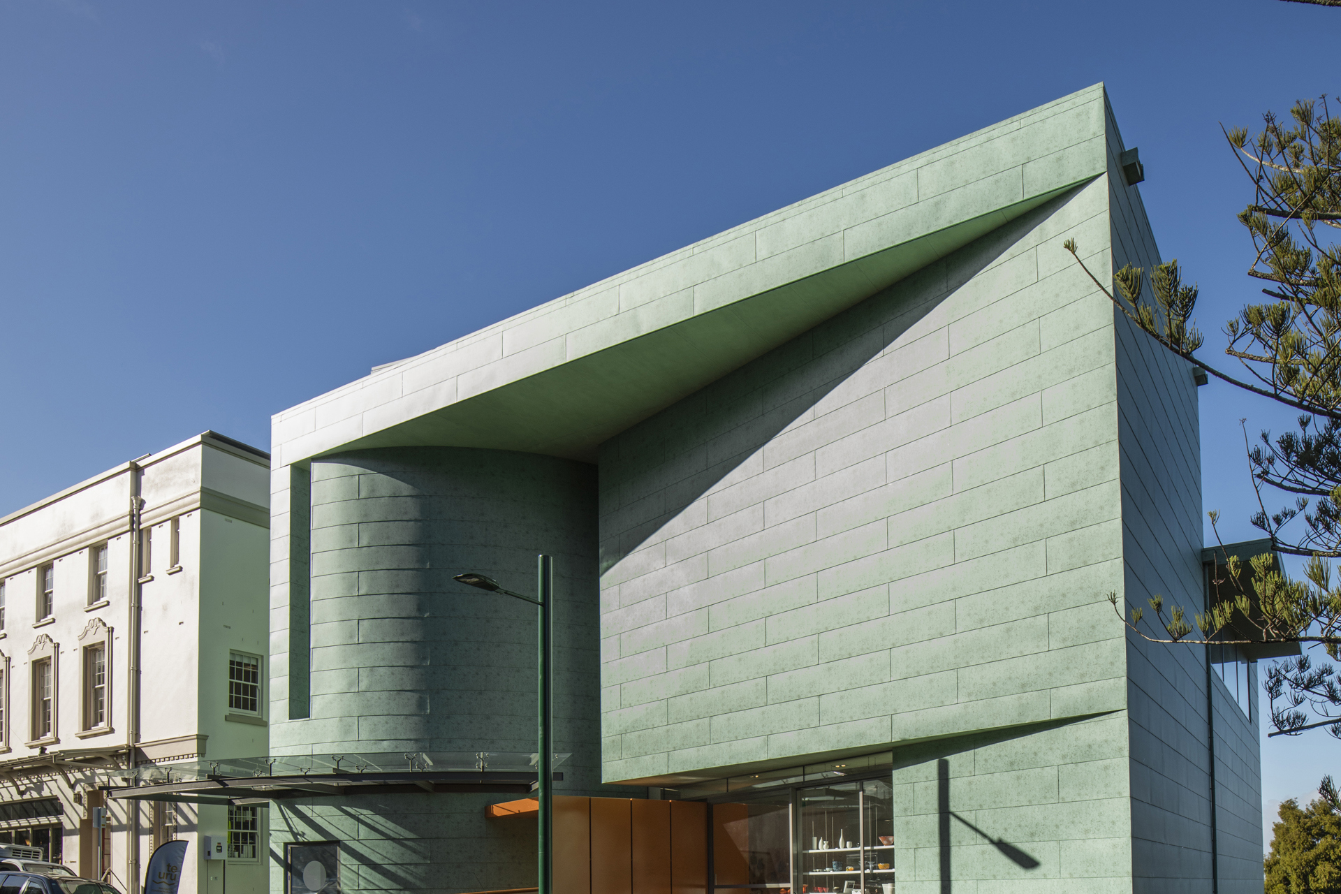 Te Uru Contemporary Gallery