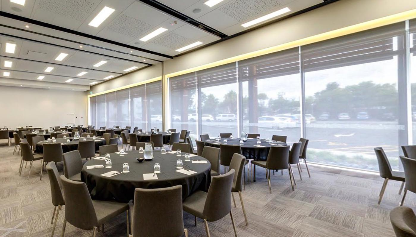 Modern 250-person conference centre with meeting rooms for 10-250 persons.