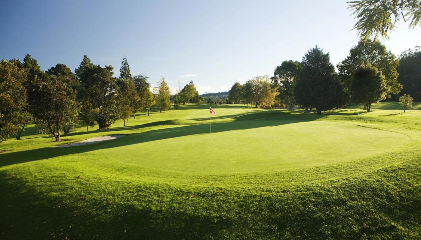 Redwood Park Golf Club #15 hole