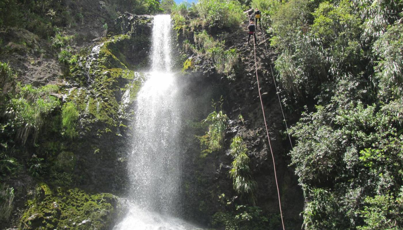 Piha Canyoning Full Day Image 1