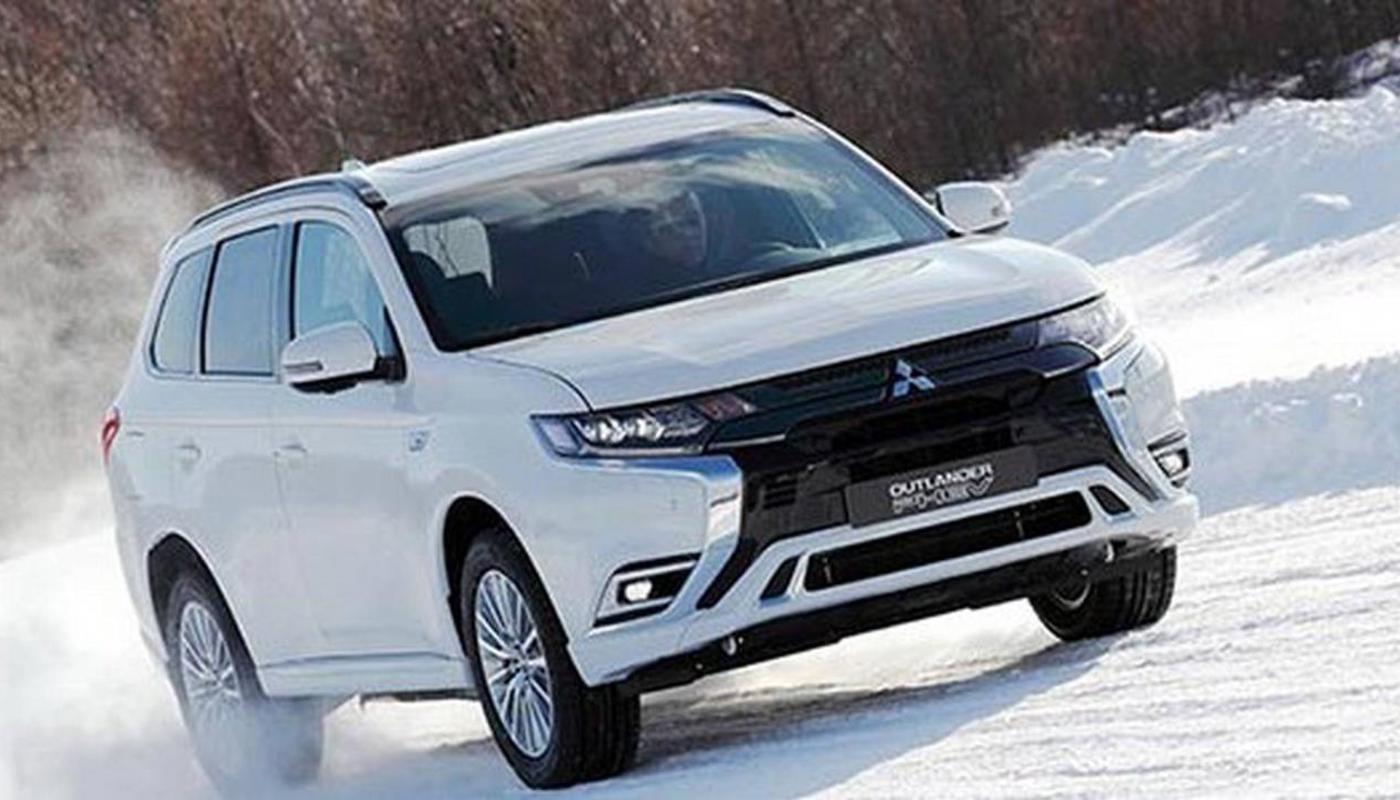 Mitsubishi Outlander from $69 per day.