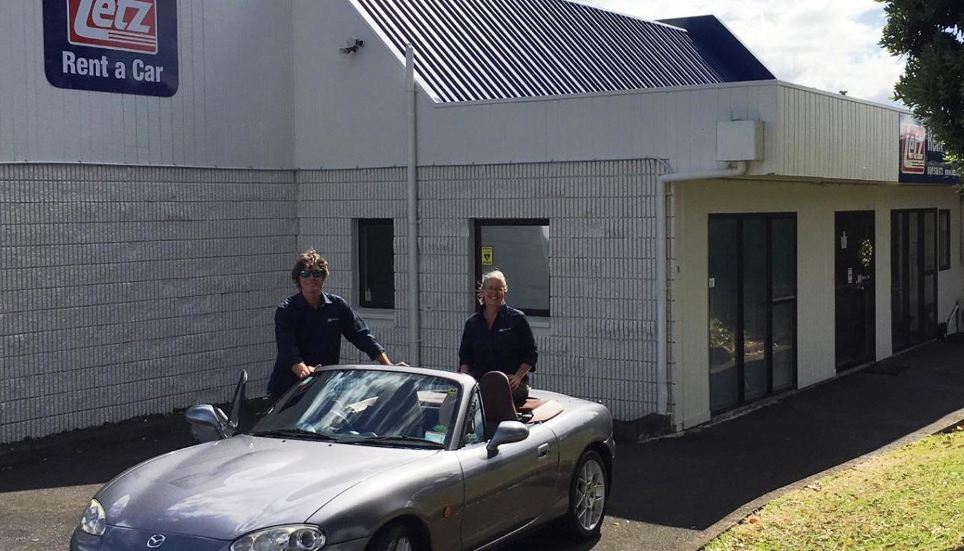 Hire a MX5 Convertible from the friendliest rental car company in Auckland