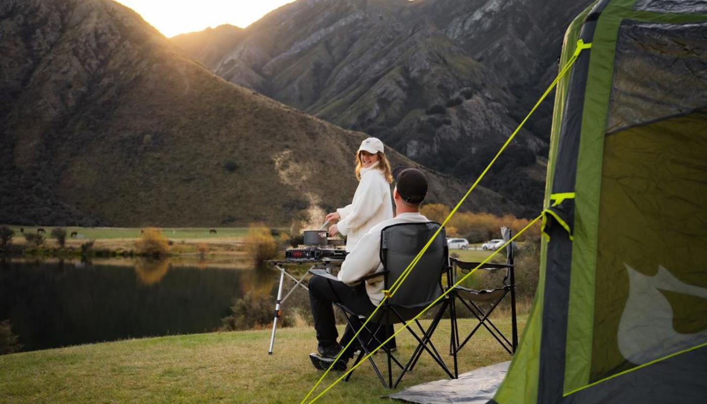 Stay at the most beautiful places, North & South Islands