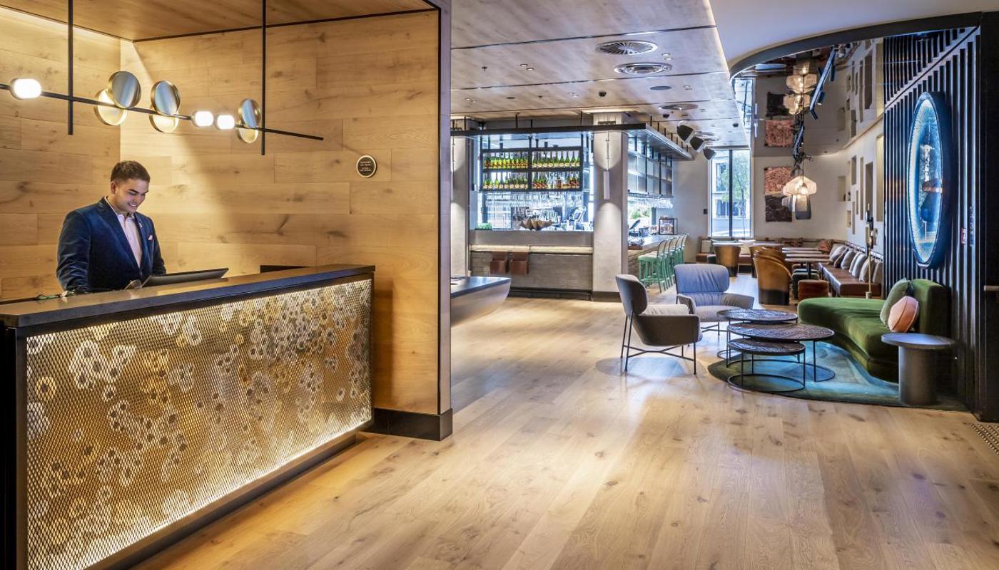 QT Auckland Reception