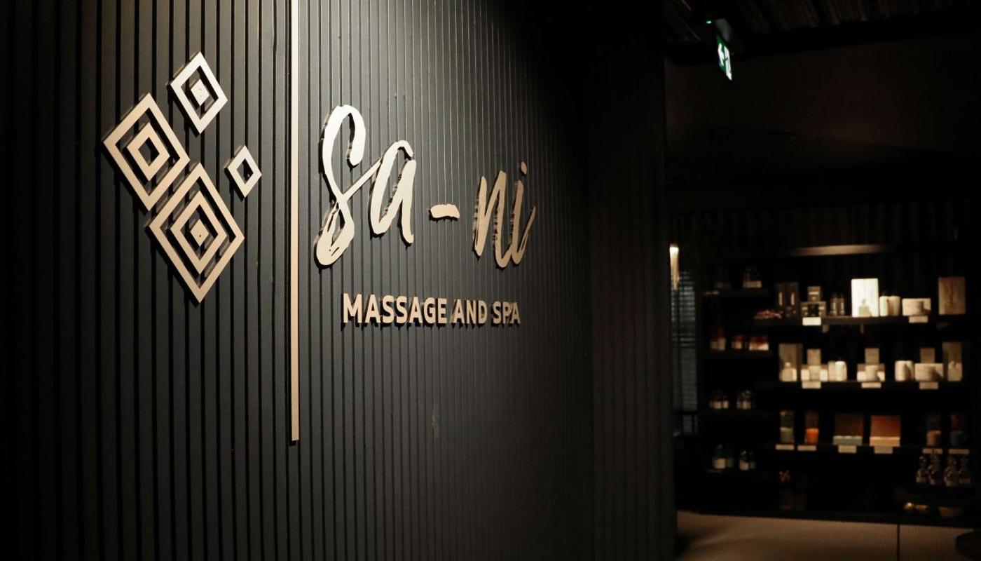SA-NI Day Spa Entrance