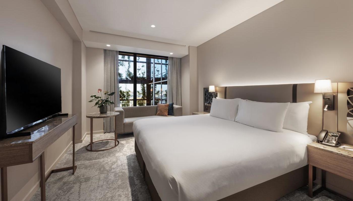 Superior King Room