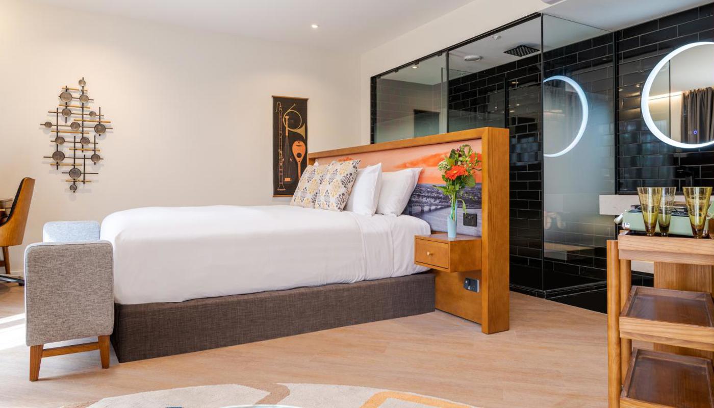 Superior Room at Ohtel Auckland