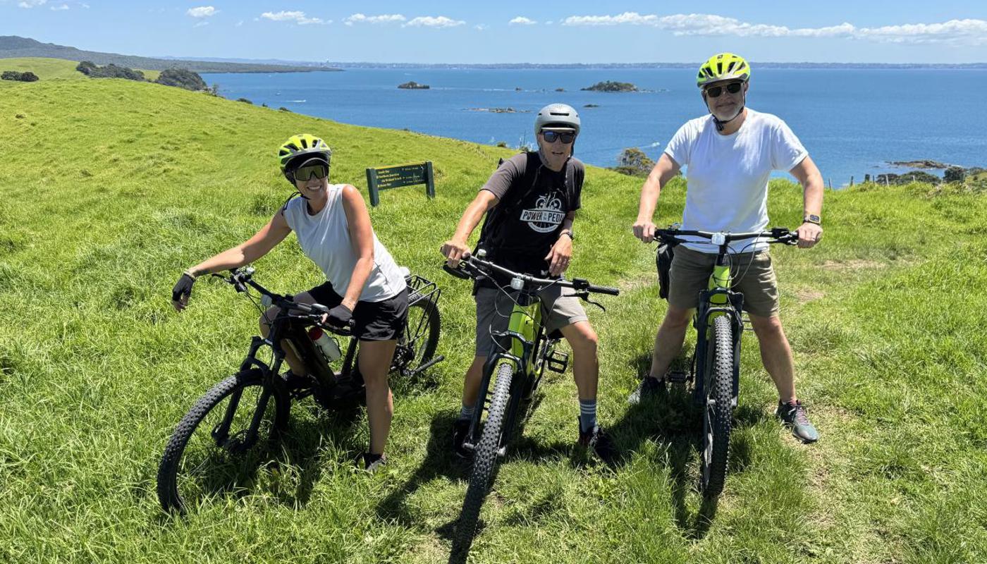 Enjoy Panoramic Views of Auckland City and the Hauraki Gulf and Islands