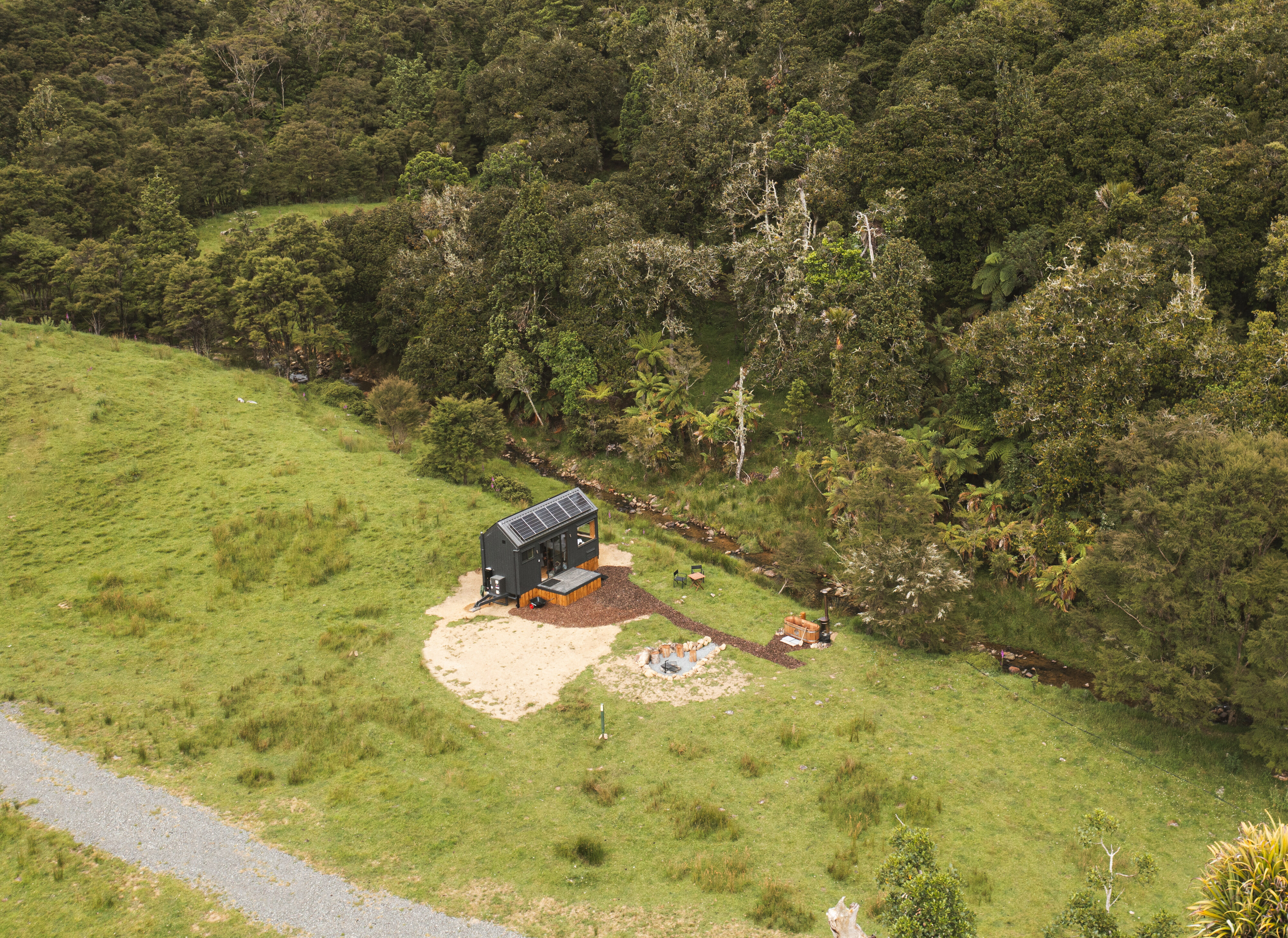 Photo inspiration: Fresh Look at Unyoked Off Grid Eco Cabin Experience