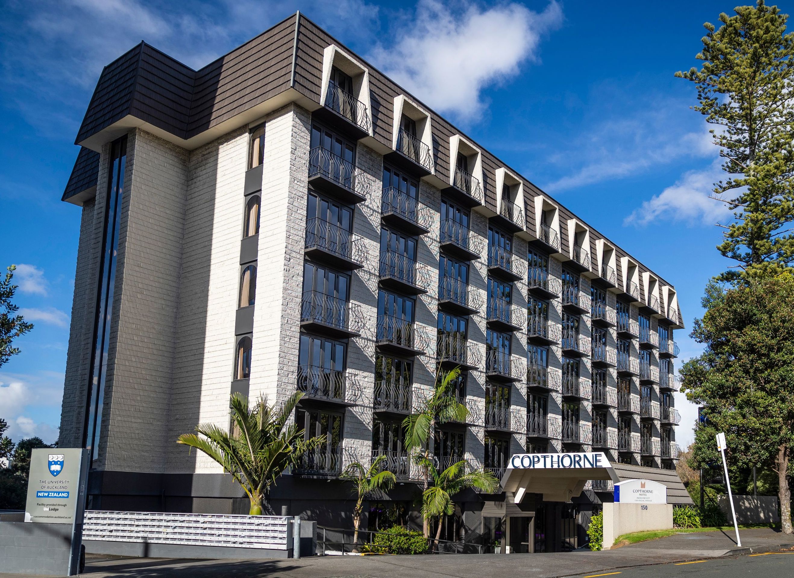 hotel auckland city